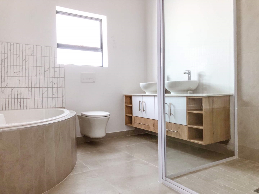 To Let 3 Bedroom Property for Rent in Dana Bay Western Cape